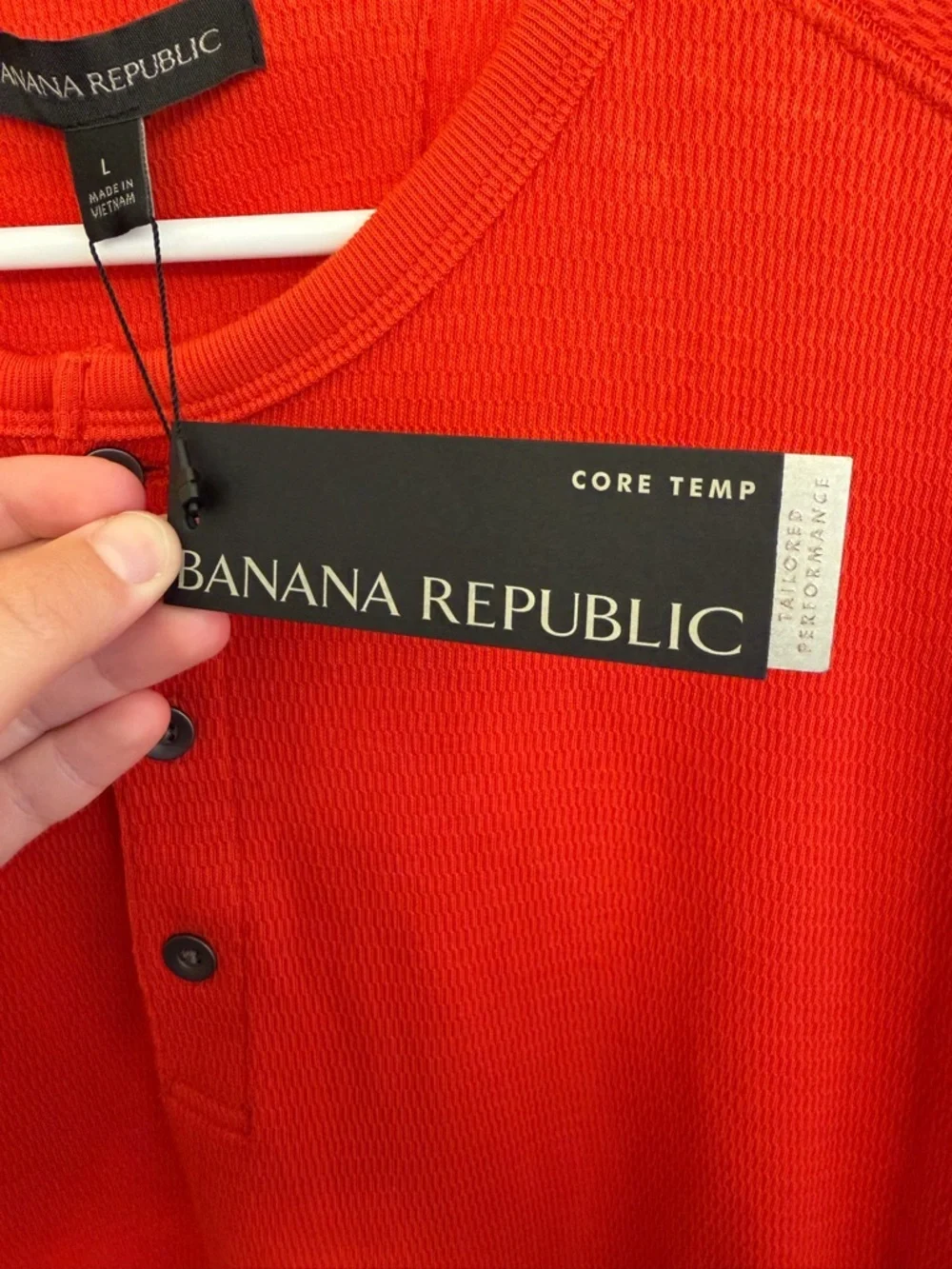 NWT Banana Republic Men's Red Long-Sleeve Henley Performance Waffle Knit Large